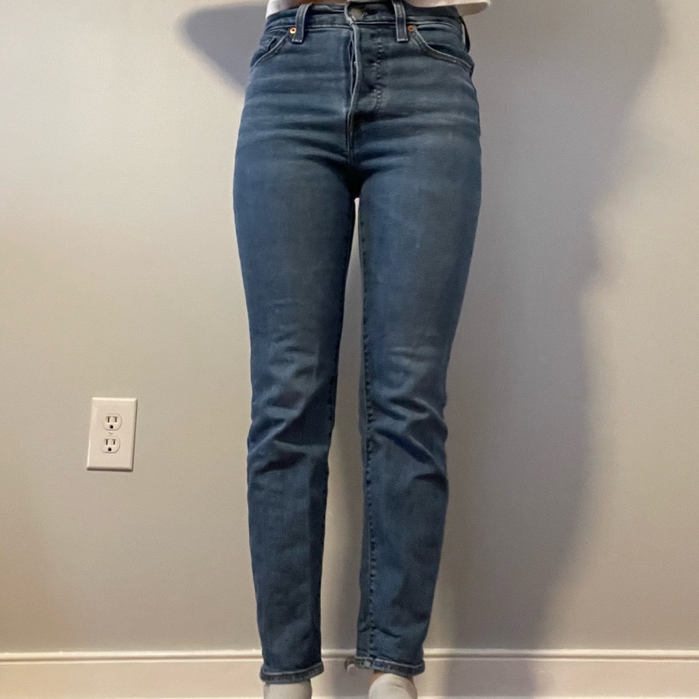 Levi Jeans - Wedgie Straight - Picture 5 of 6